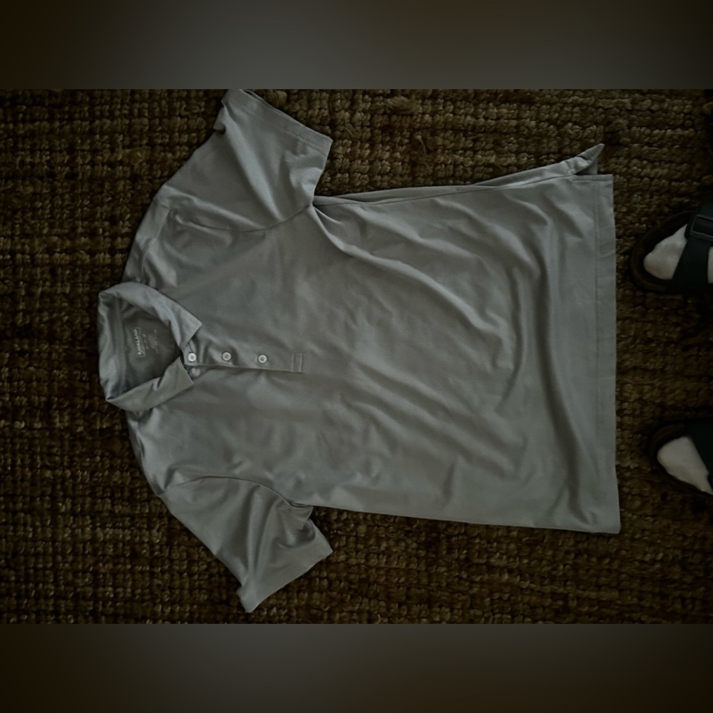 Medium Kirkland golf shirt